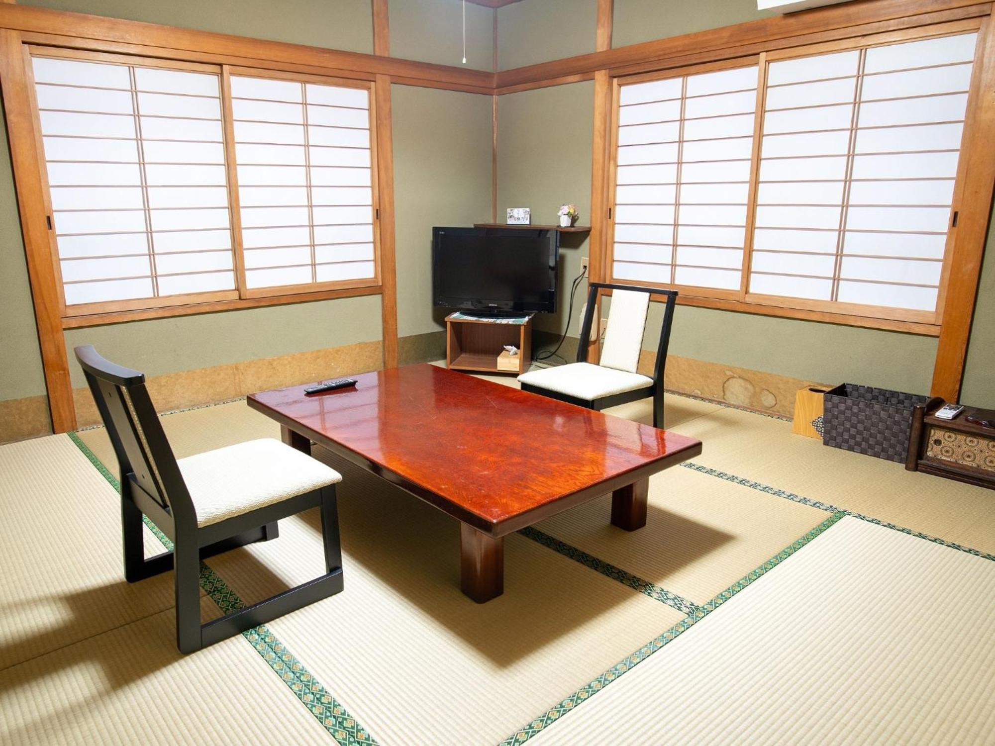 Takayanagi Ryokan - Vacation Stay 88528V Takamatsu Eksteriør billede